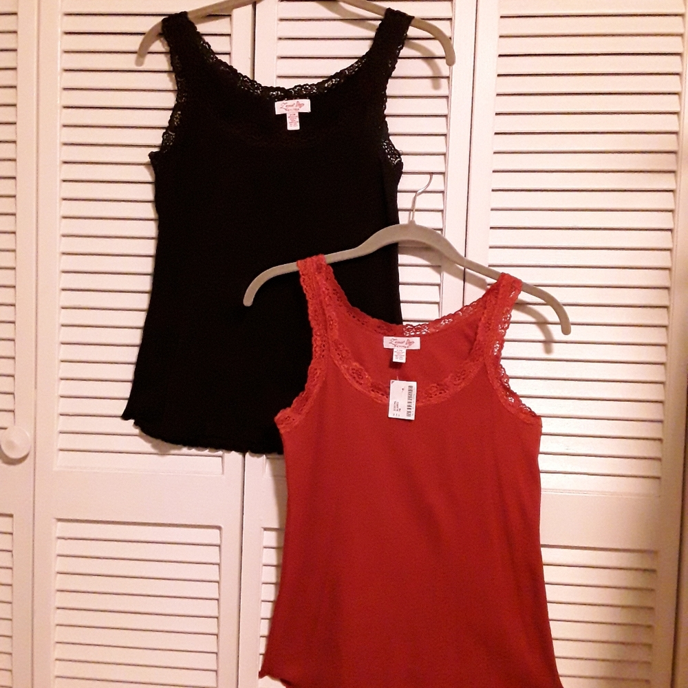 Lena Petites M(Set of 2) Red and Black Lace Tank